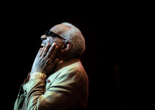 Ray Charles gets a warm greeting from a crowd at the Morton H. Meyerson Symphony Center during his concert 'An Evening with Ray Charles' accompanied by the Dallas Symphony Orchestra in Texas. Ray Charles gets a warm greeting from a crowd at the Morton H. Meyerson Symphony Center during his concert 'An Evening with Ray Charles' accompanied by the Dallas Symphony Orchestra in Texas.